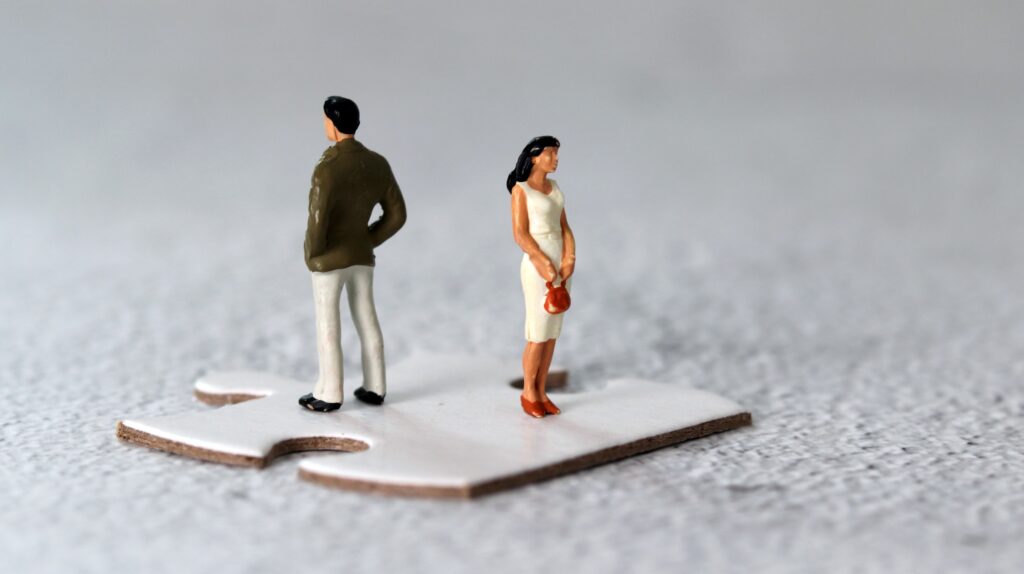 Women’s income drops more than men’s post divorce